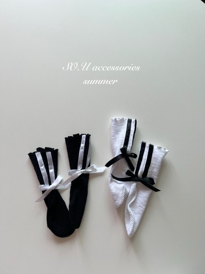 Two Line Ribbon Knee Socks Two Line Ribbon Knee Socks