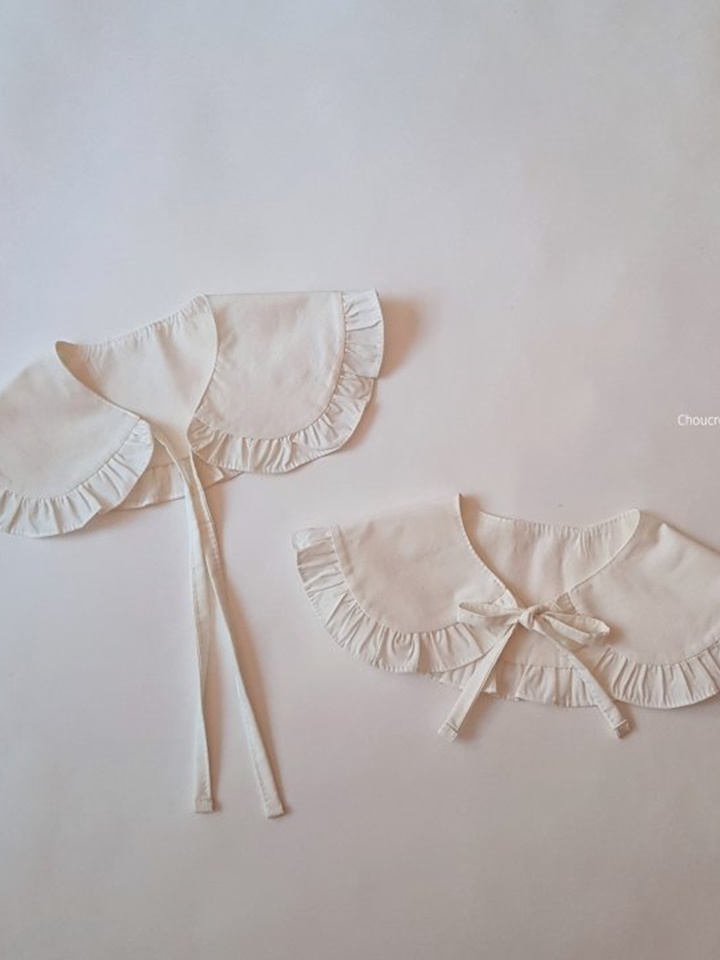 Bebe Collar Cape Bebe Collar Cape