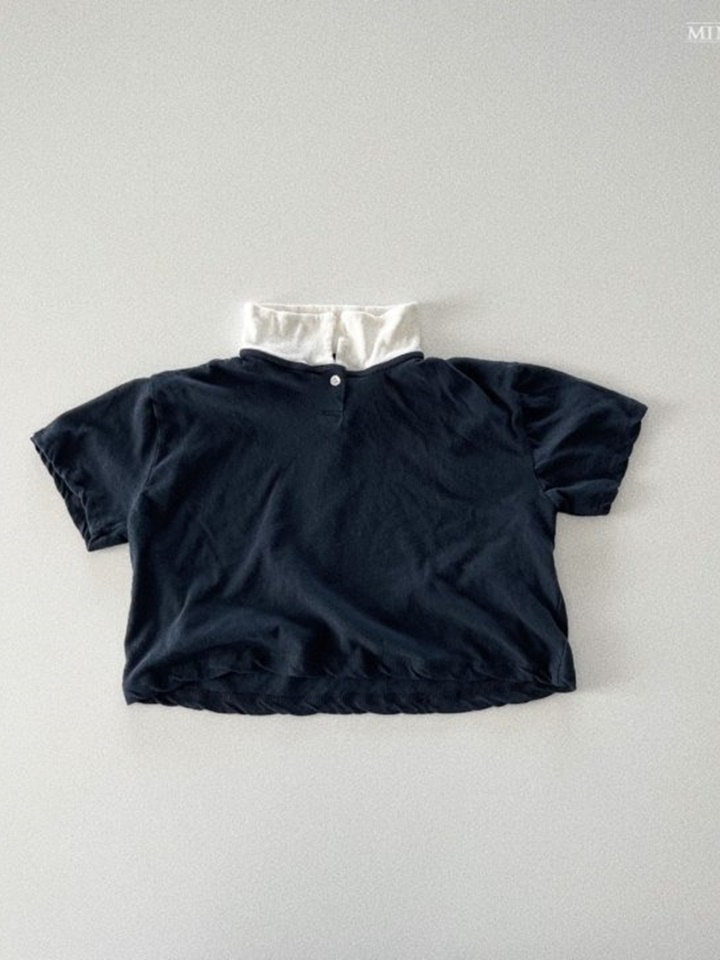 One Button Collar Tee