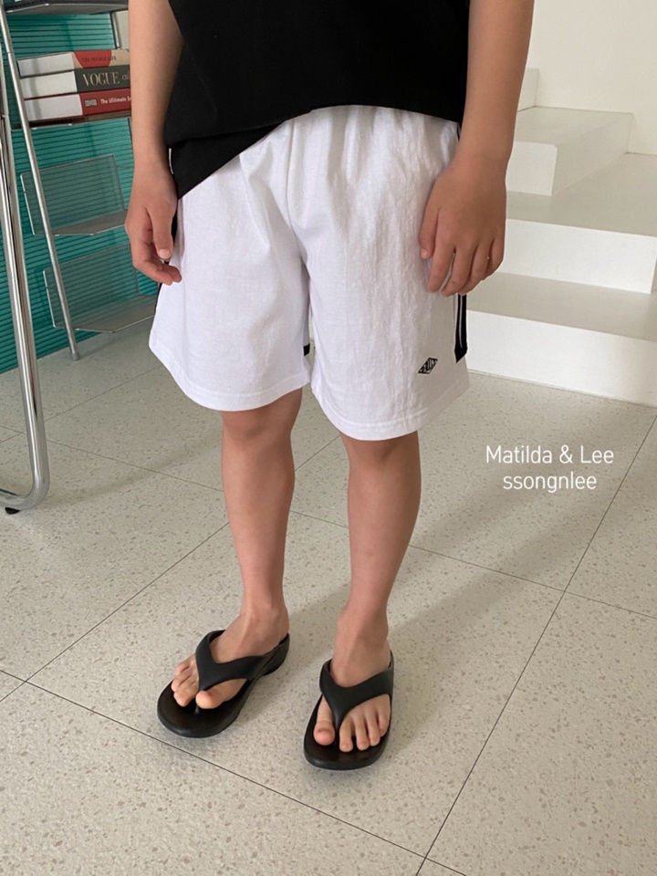 Piping Daily Shorts