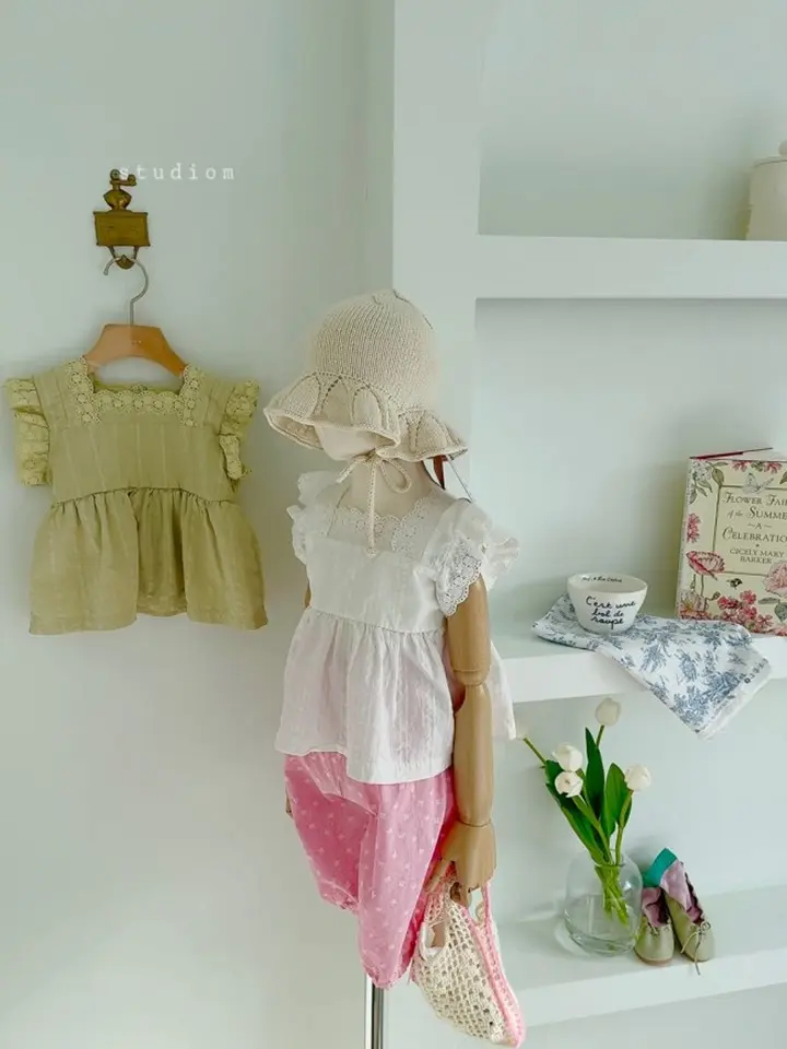 Orche Lace Blouse