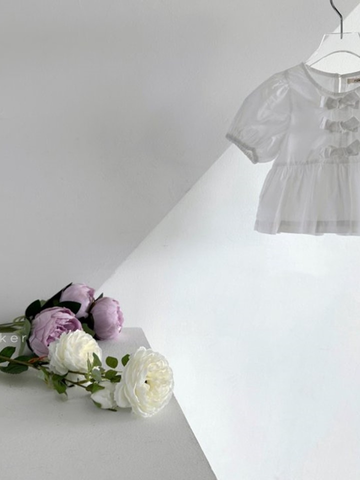 Any Ribbon White ivory Blouse Any Ribbon White ivory Blouse