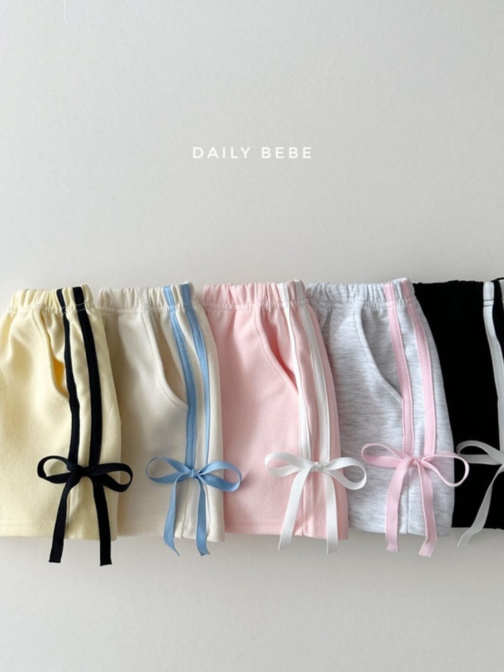 Ribbon Tape Shorts