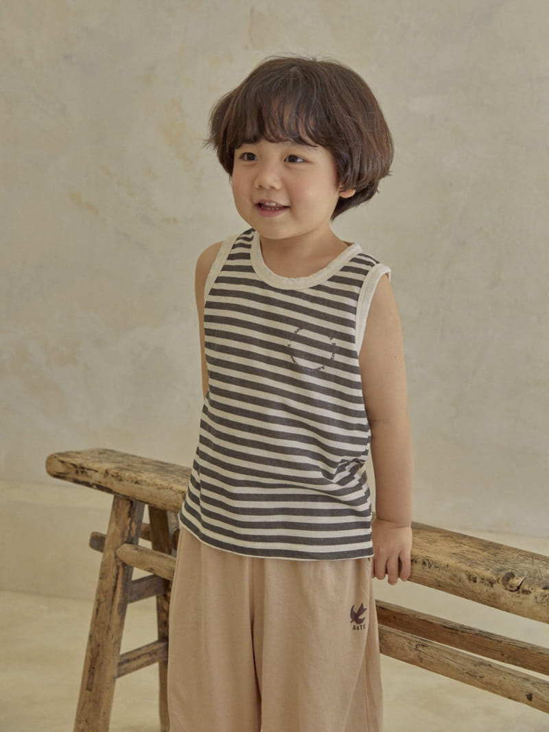 A-Market - Korean Children Fashion - #discoveringself - Circle A Sleeveless Tee - 6