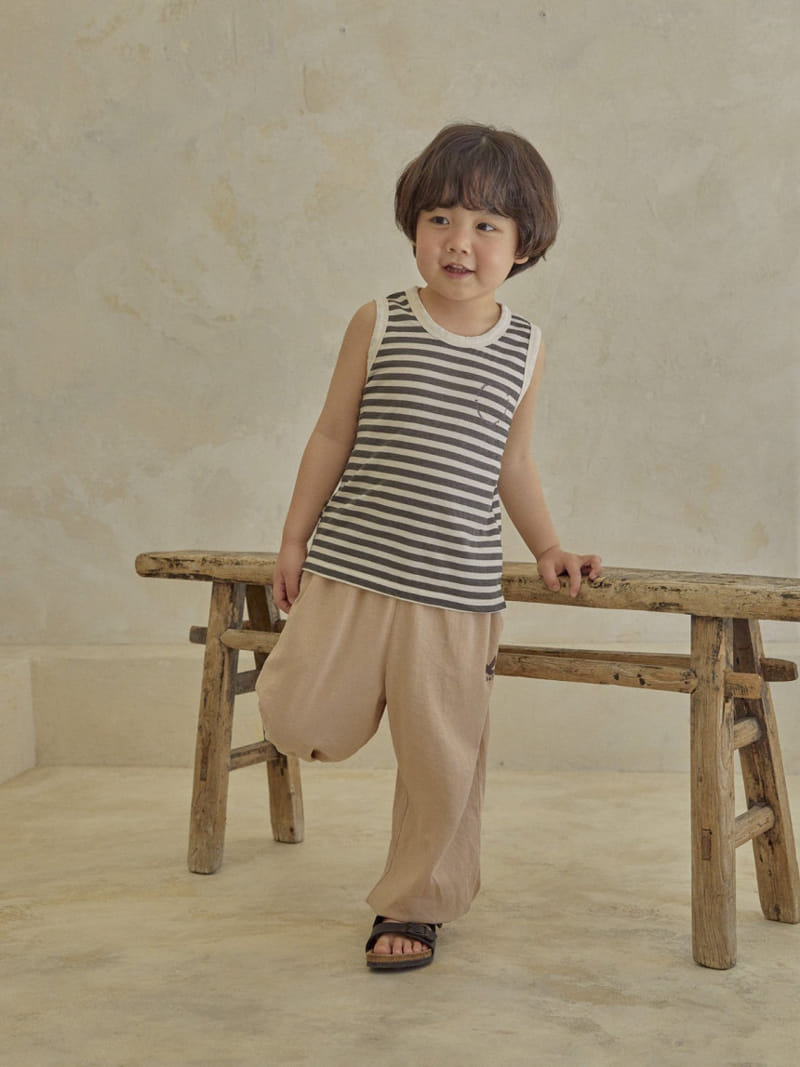 A-Market - Korean Children Fashion - #kidzfashiontrend - Circle A Sleeveless Tee - 10