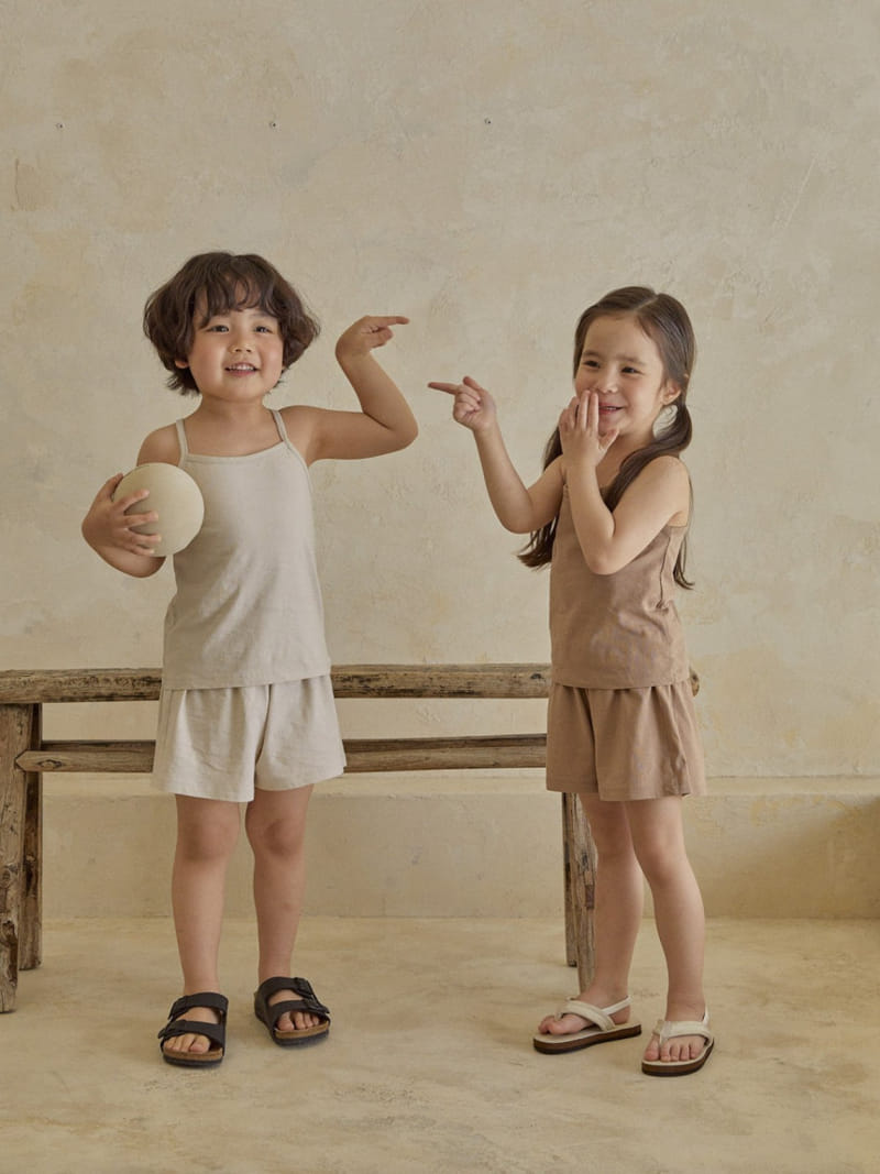 A-Market - Korean Children Fashion - #littlefashionista - Cool Sleeveless Tee - 6
