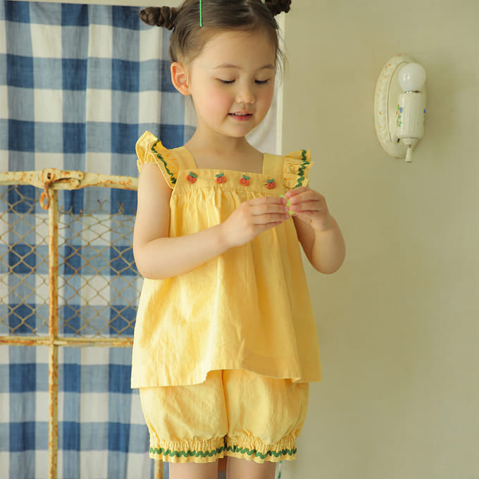 Amber - Korean Children Fashion - #kidzfashiontrend - Peco Blouse