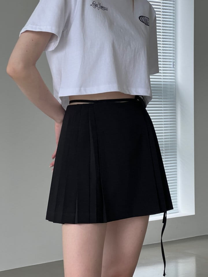 Another Avenue - Korean Women Fashion - #restrostyle - New Jeans Skirt Pants