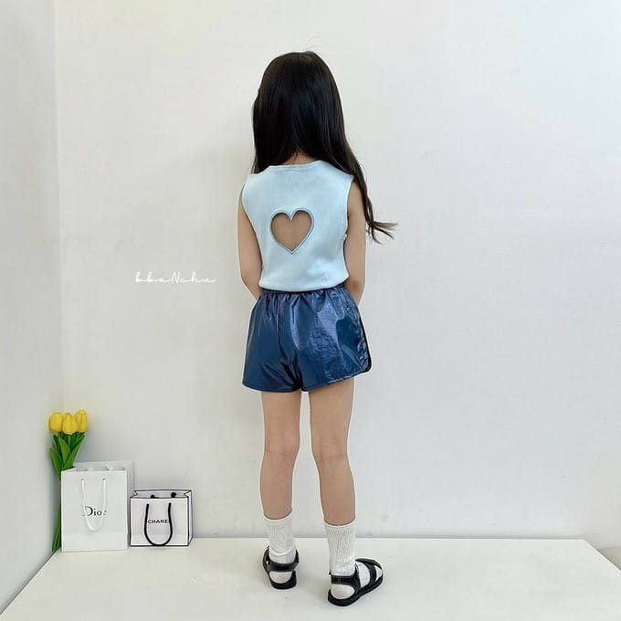 Bbonchu - Korean Children Fashion - #kidzfashiontrend - Heart Punching Sleeveless Tee