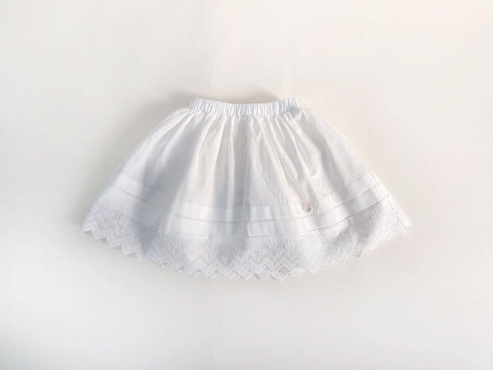 Bienvenu - Korean Children Fashion - #todddlerfashion - C Lace Mini Skirt - 2
