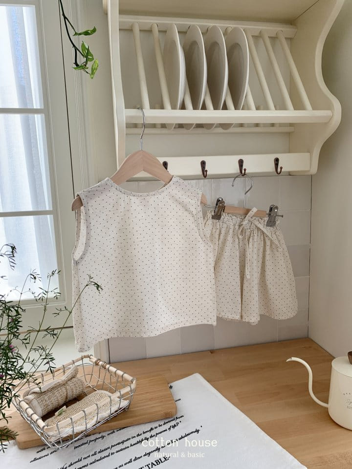 Cotton House - Korean Children Fashion - #fashionkids - Dot Back Slit Blouse - 8