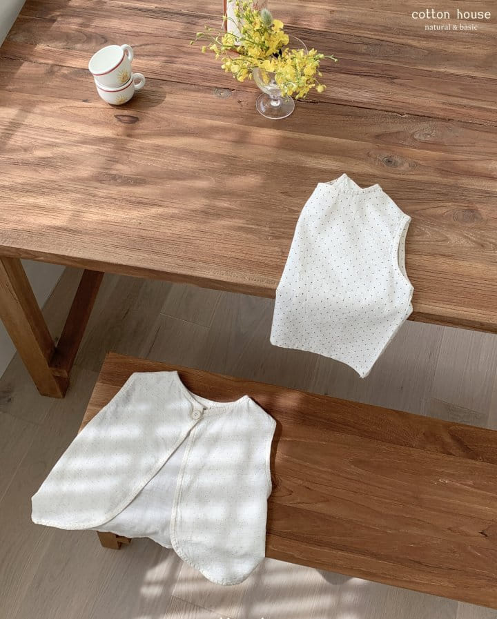 Cotton House - Korean Children Fashion - #todddlerfashion - Dot Back Slit Blouse