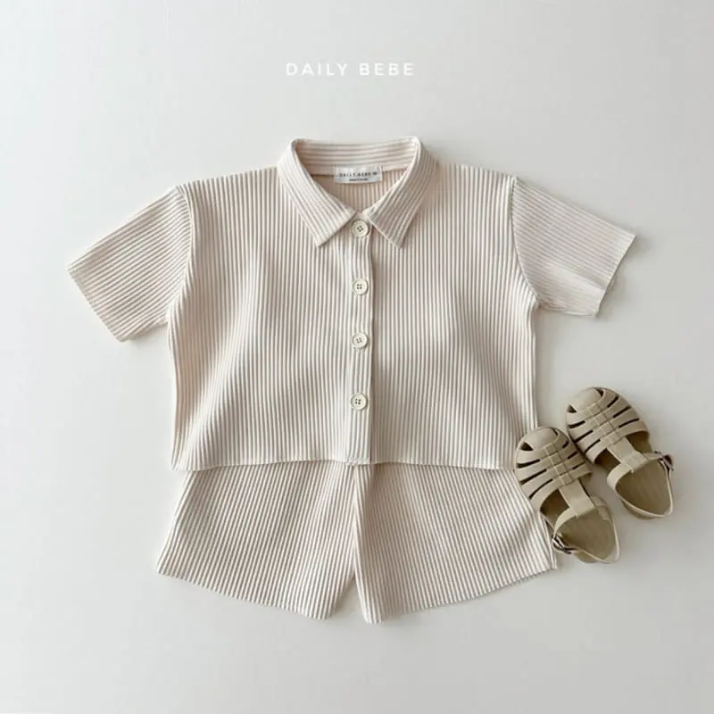 Daily Bebe - Korean Children Fashion - #kidzfashiontrend - Collar Pleats Top Bottom Set - 2