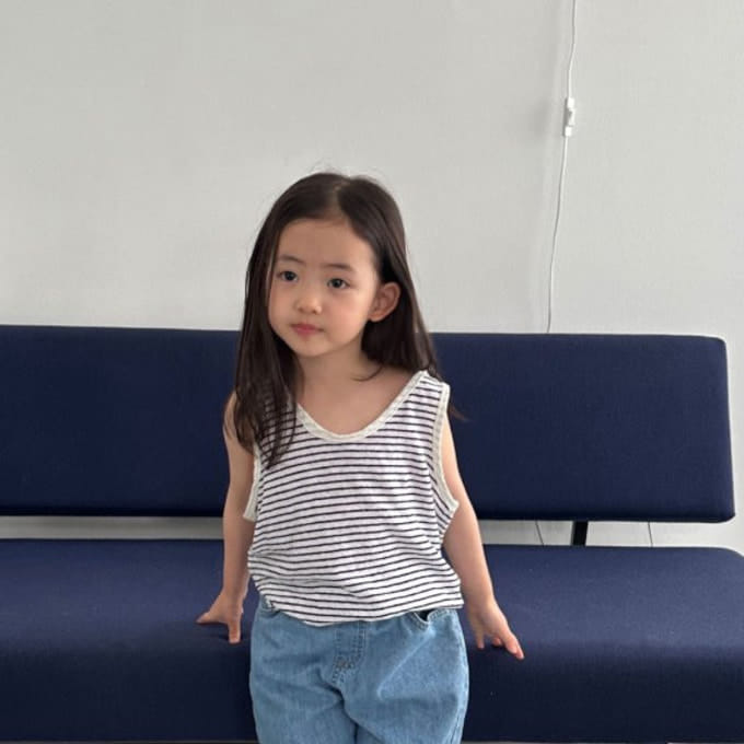 Digreen - Korean Children Fashion - #littlefashionista - L ST Sleevless Tee