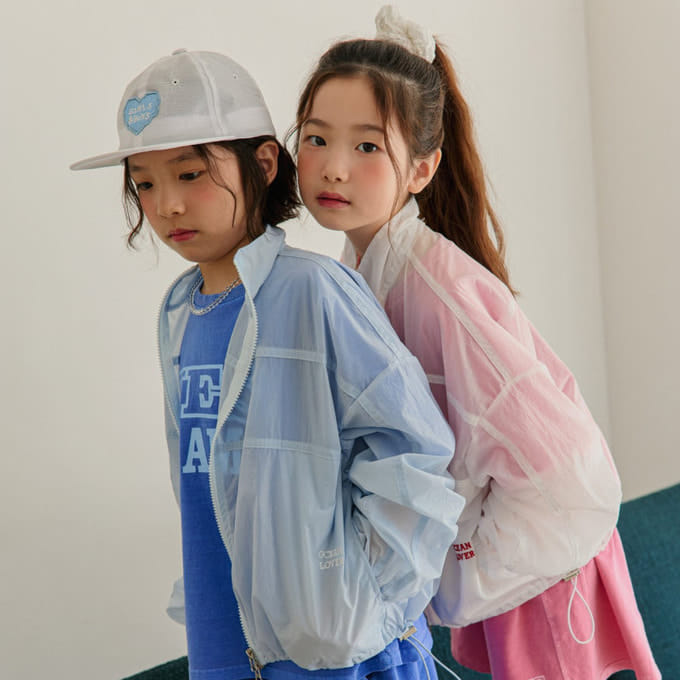 Ellymolly - Korean Children Fashion - #littlefashionista - See Through Slit Windbreaker 