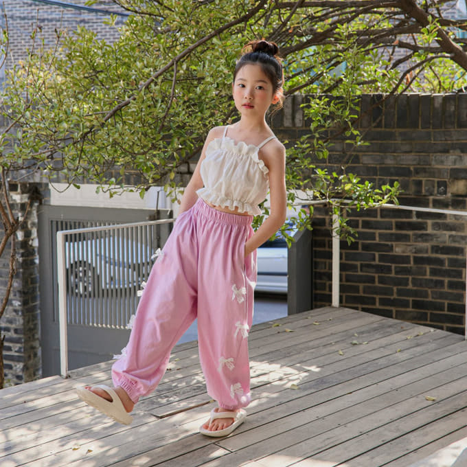 Ellymolly - Korean Children Fashion - #littlefashionista - Lace Ribbon Jogger Pants