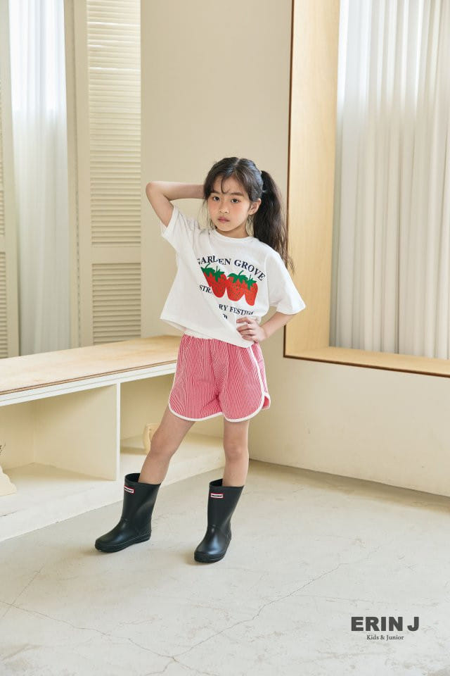 Erin J - Korean Children Fashion - #stylishchildhood - Strawberry Crop Tee - 4