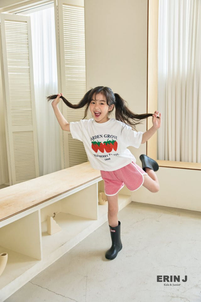 Erin J - Korean Children Fashion - #kidsshorts - Strawberry Crop Tee - 9