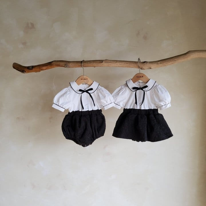 From J - Korean Baby Fashion - #babygirlfashion - Short Sleeve Pintuck Body Suit - 3