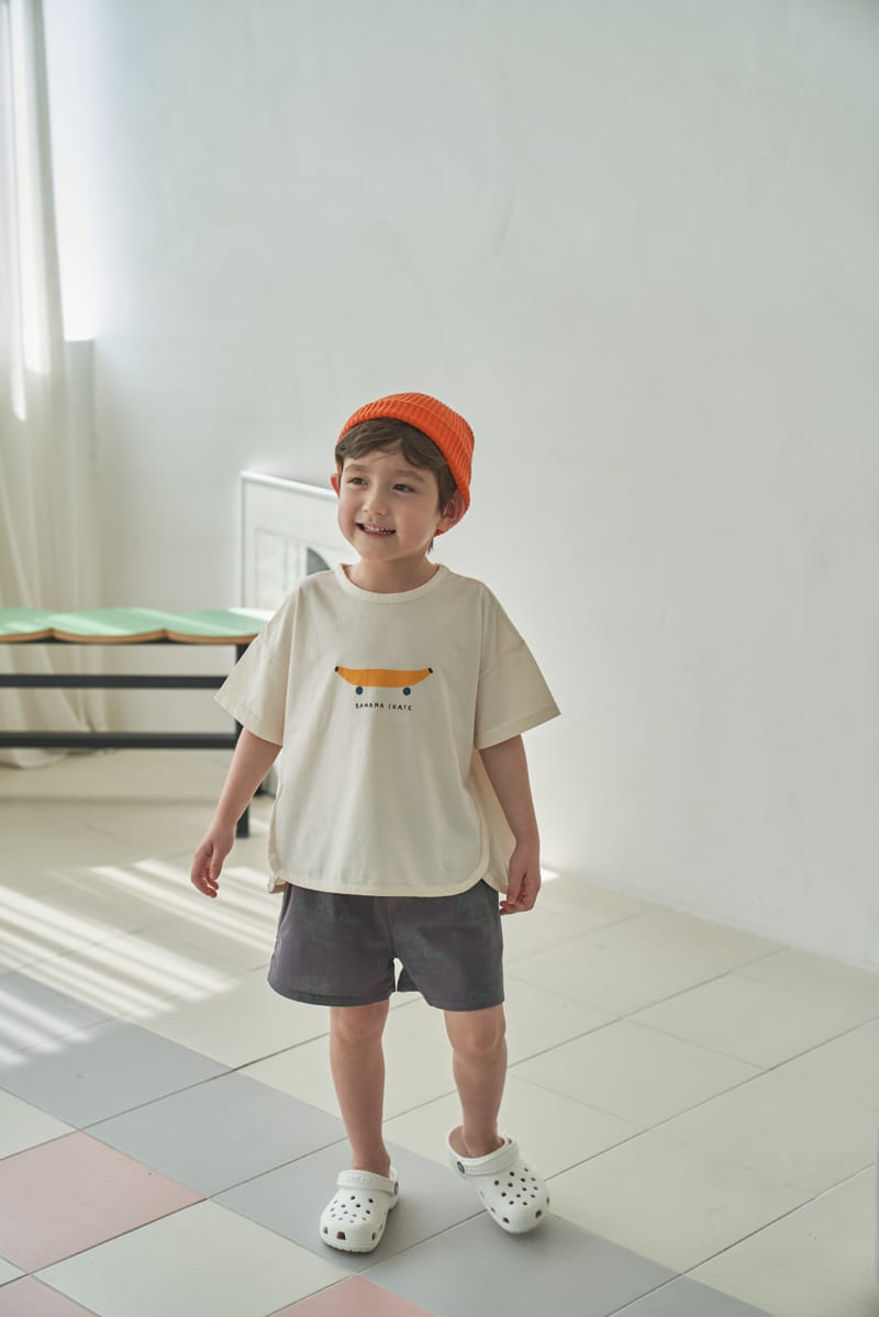 Green Tomato - Korean Children Fashion - #designkidswear - Banana Skates Tee - 8