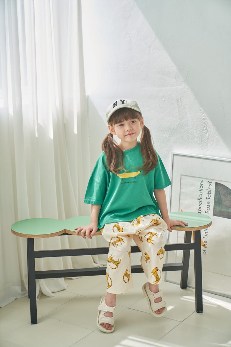 Green Tomato - Korean Children Fashion - #littlefashionista - Banana Skates Tee