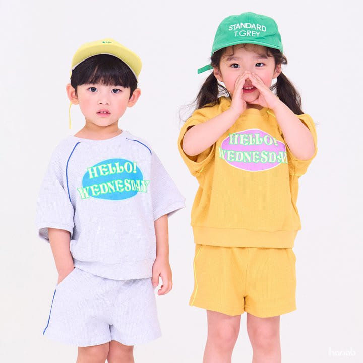 Hanab - Korean Children Fashion - #Kfashion4kids - Hello Waffle Top Bottom Set