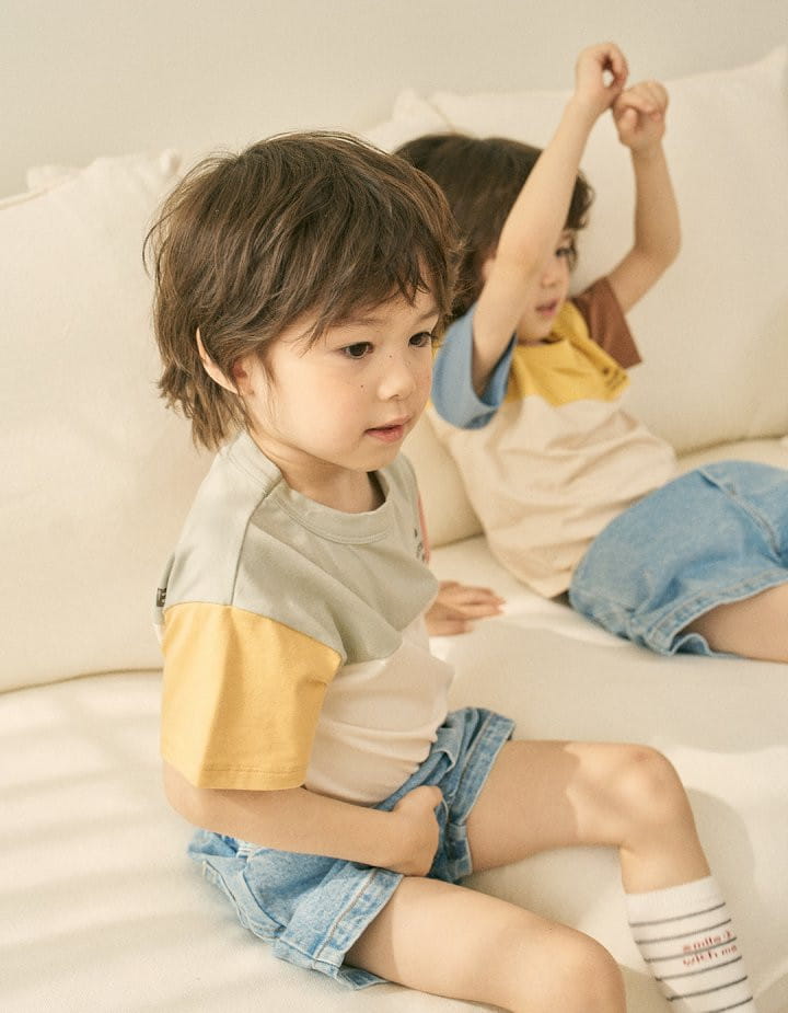 Here I Am - Korean Children Fashion - #discoveringself - Stone Coloring Tee - 8