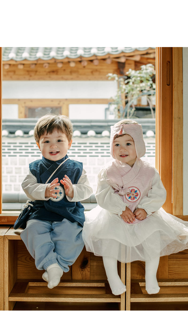 Kids Clara - Korean Baby Fashion - #babyboutique - Gaonnuri Vest Top Bottom Boy Baby Hanbok Set