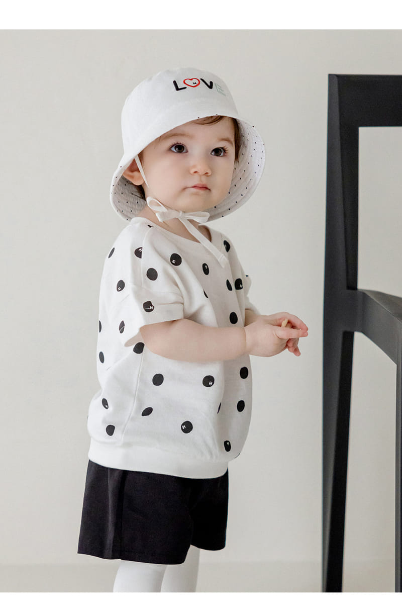 Kids Clara - Korean Baby Fashion - #babyootd - Cliff Reversible Baby Bucket Hat - 2
