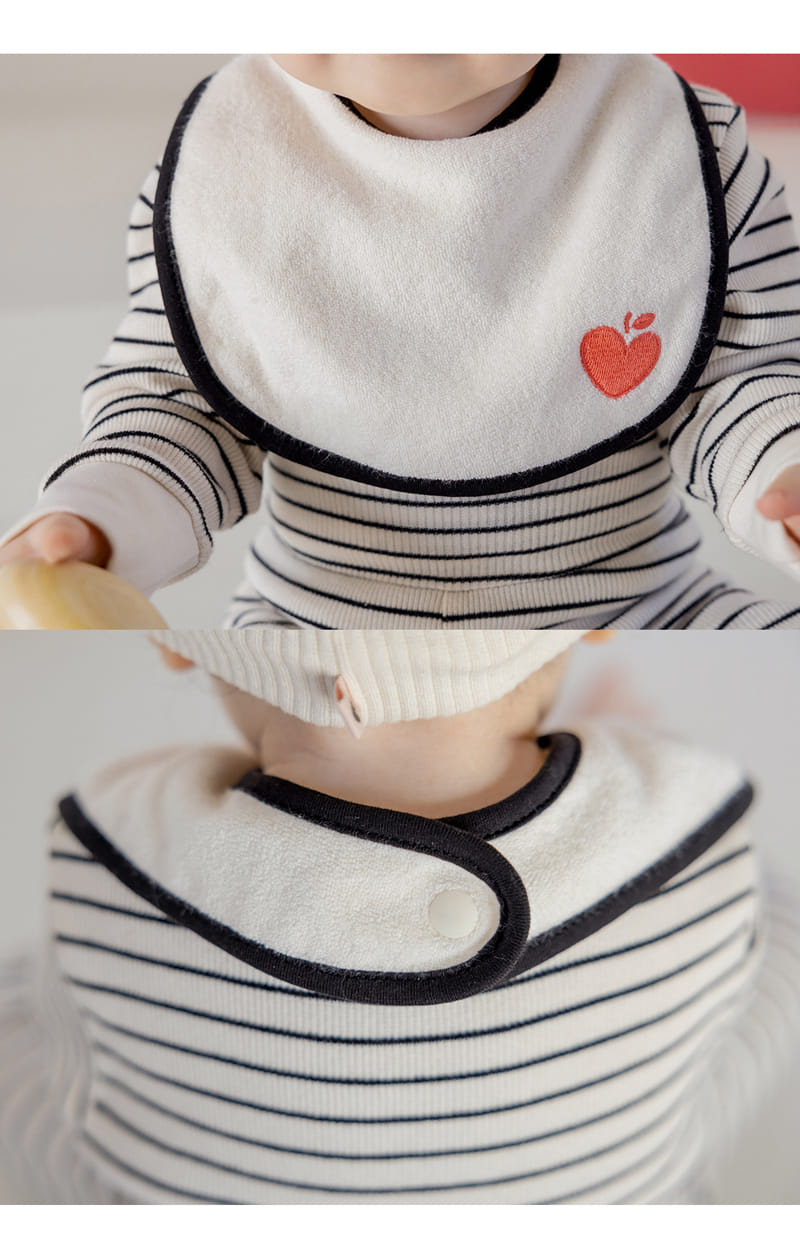 Kids Clara - Korean Baby Fashion - #babyoutfit - Mono Baby Bib - 2