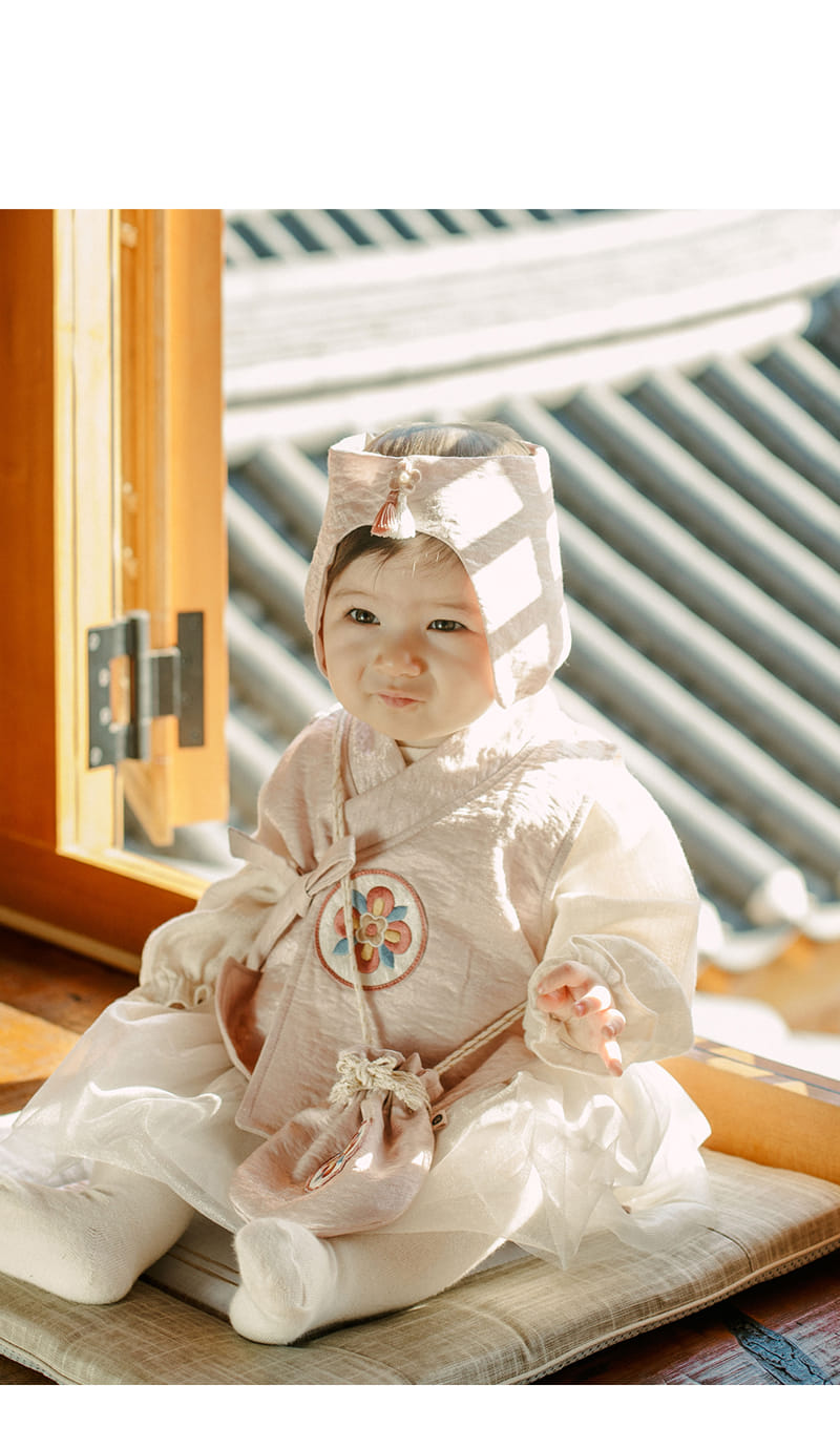 Kids Clara - Korean Baby Fashion - #smilingbaby - Gaonnuri Body Suit Girl Baby Hanbok Set