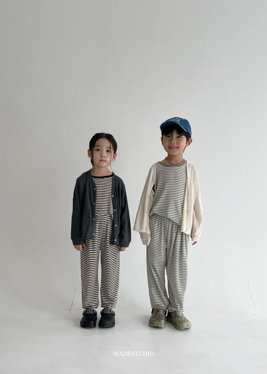Made Studio - Korean Children Fashion - #prettylittlegirls - Choco Sleeveless Tee - 11
