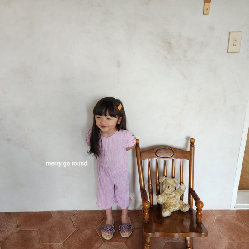 Merry Go Round - Korean Children Fashion - #prettylittlegirls - Puff Wrinkle Top Bottom Set - 3