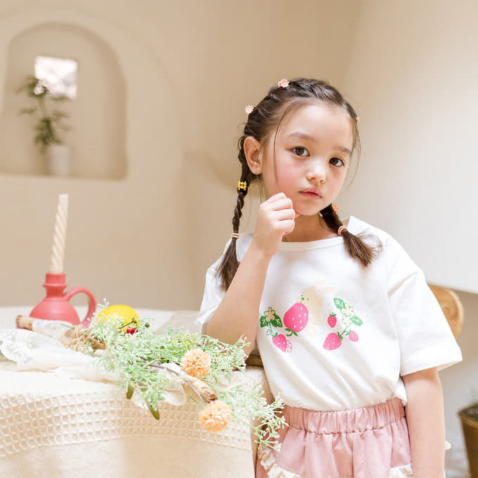 Milk Powder - Korean Children Fashion - #designkidswear - Strawberry Tee