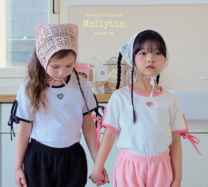Mollybin - Korean Children Fashion - #fashionkids - Heart Punching Tee