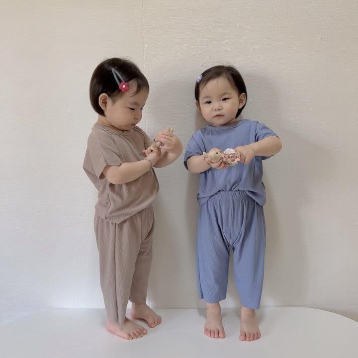 Moran - Korean Children Fashion - #kidsshorts - Cool Pleats Top Bottom Set - 9