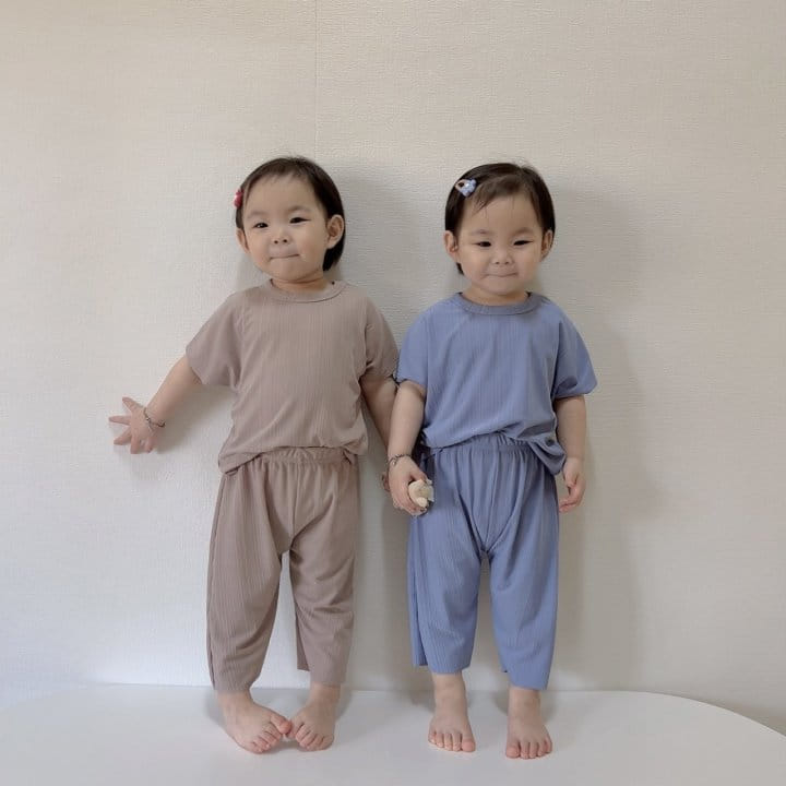 Moran - Korean Children Fashion - #kidsstore - Cool Pleats Top Bottom Set - 10