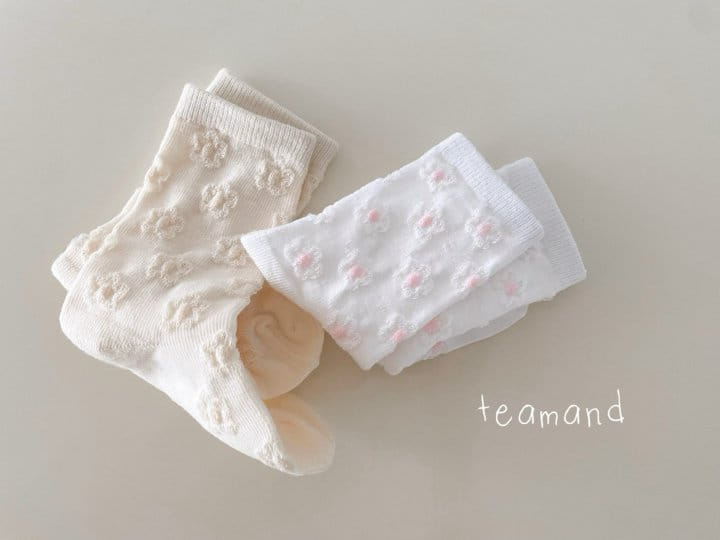 Teamand - Korean Children Fashion - #minifashionista - Punching Daisy Socks Set With Adult - 2