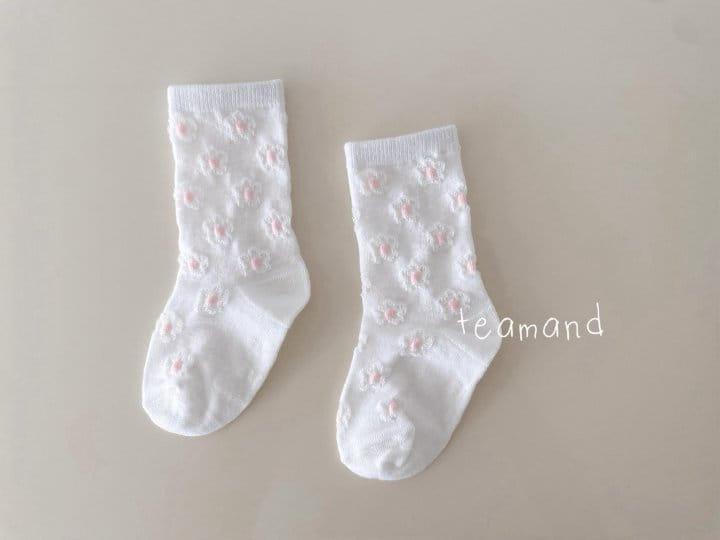 Teamand - Korean Children Fashion - #prettylittlegirls - Punching Daisy Socks Set With Adult - 3