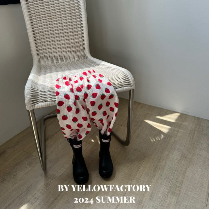 Yellow Factory - Korean Children Fashion - #kidzfashiontrend - Strawberry Gojaengi Pants - 3