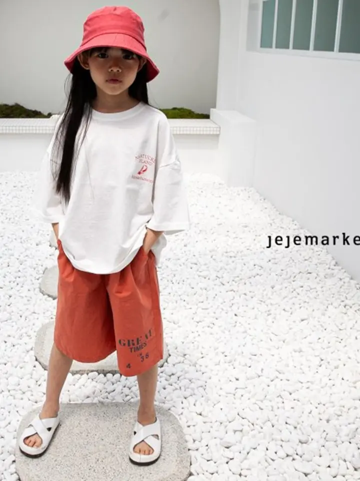 Island Box Tee
