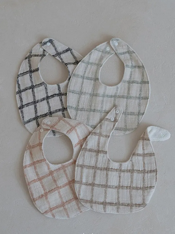 Nemone Bib