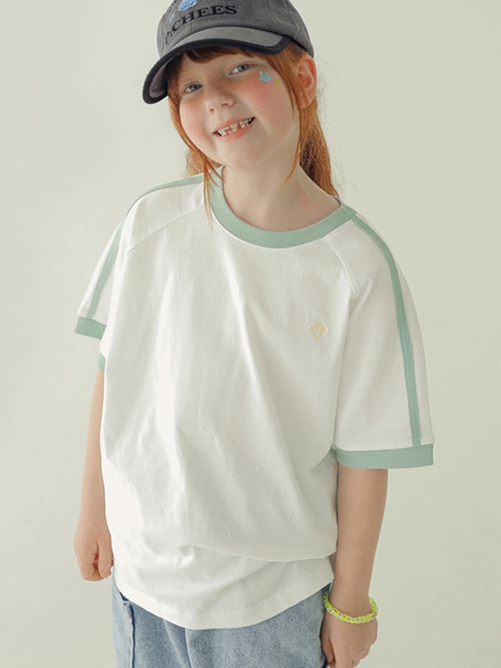 Line Raglan Tee
