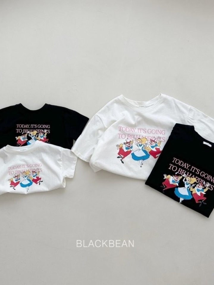 Alice Tee With MOM