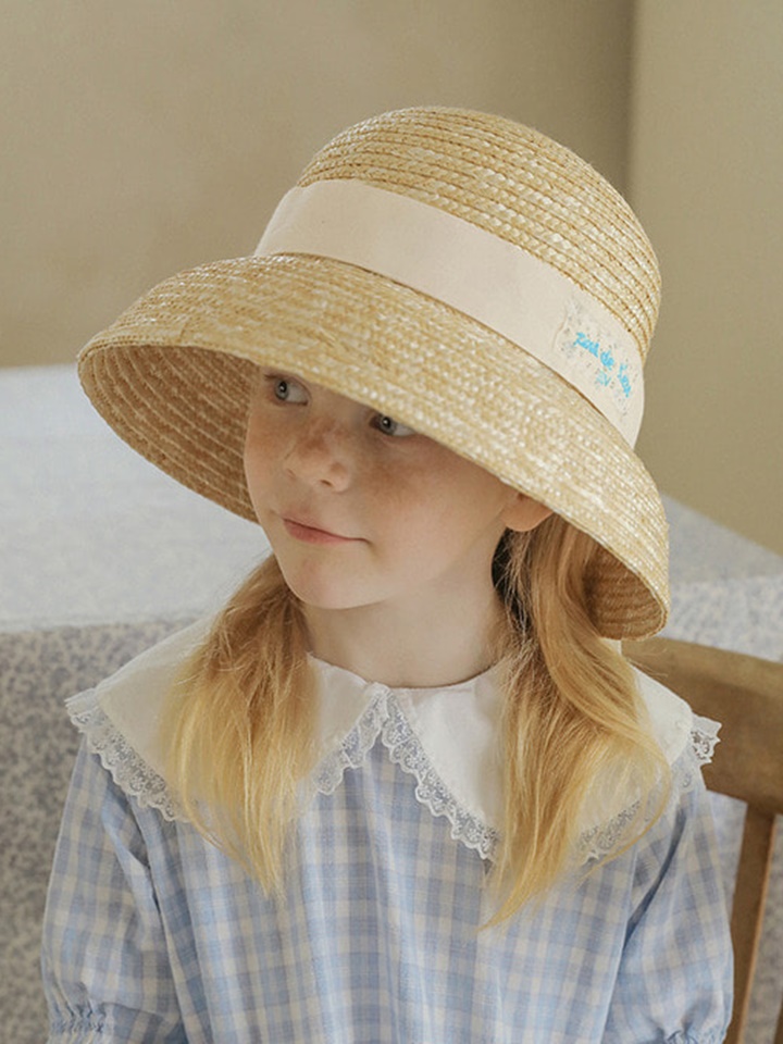 Cloy Bucket Hat