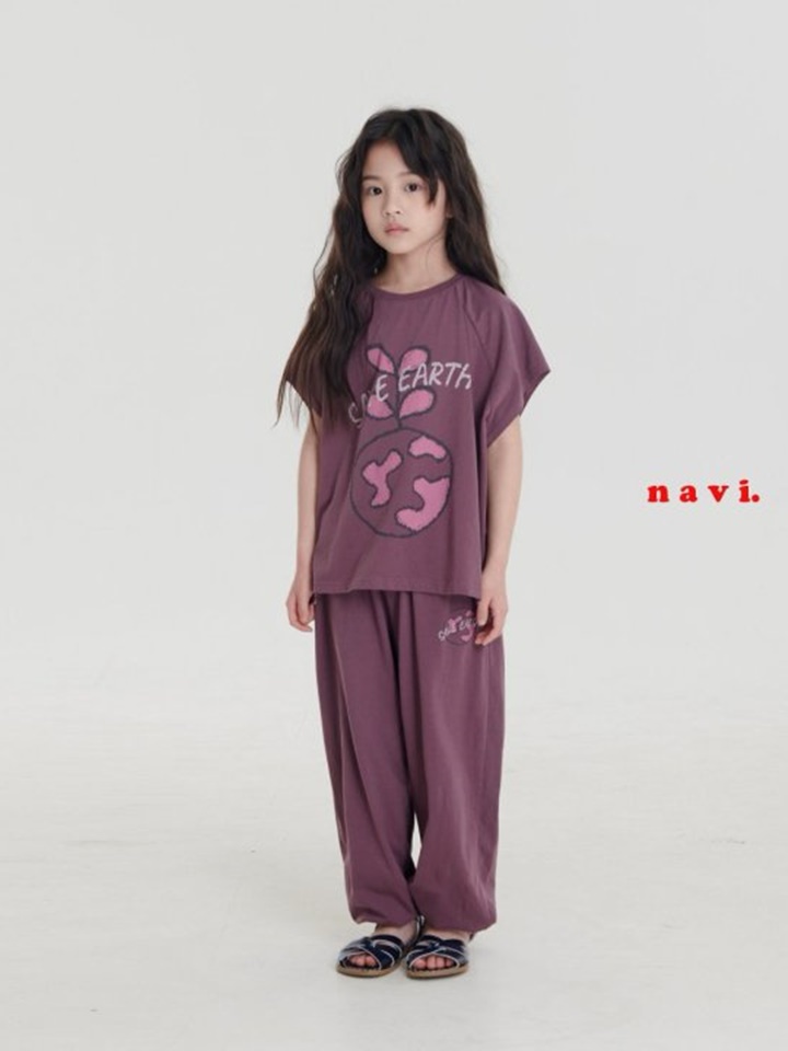 Earth Tee