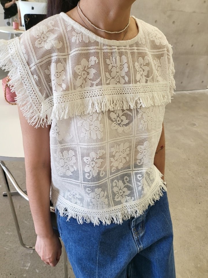 Cube Tassel Blouse Cube Tassel Blouse