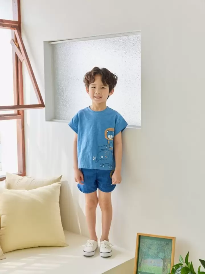 Animal Tee