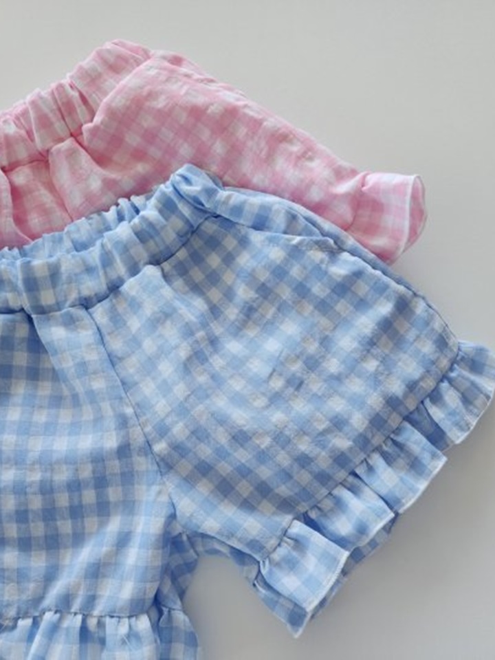 C Check Shorts