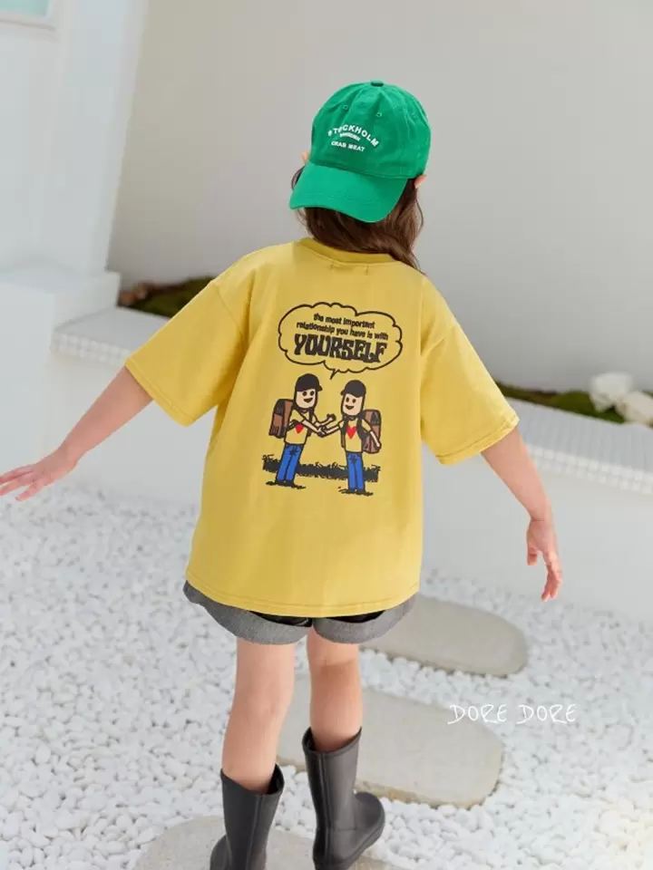 Two Friends Tee